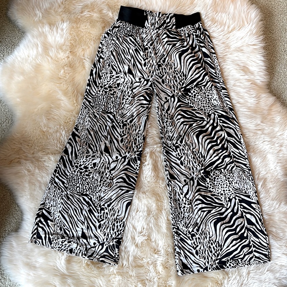 Animal print wide leg pants